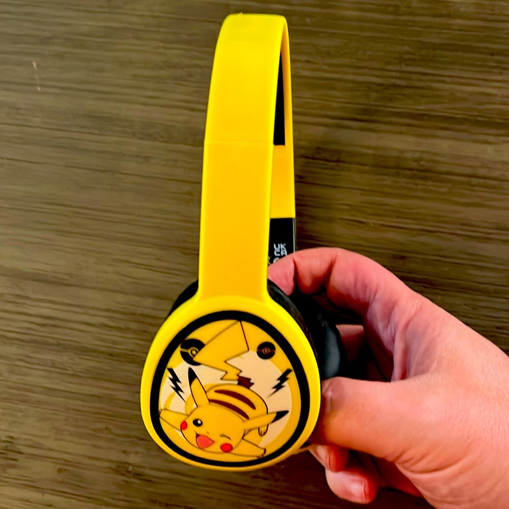Pokemon Wireless Bluetooth Headphones